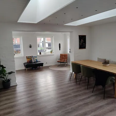 House Close To Town And Shopping Vila Esbjerg